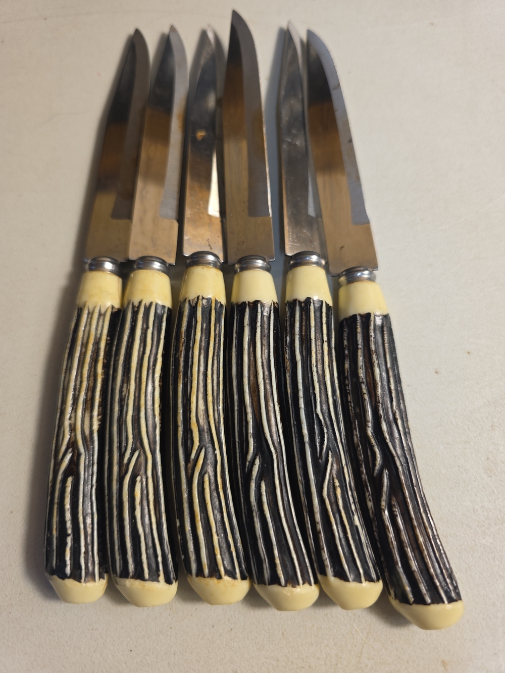 Set of 6 Stag-Style Steak Knives in Cream and Brown